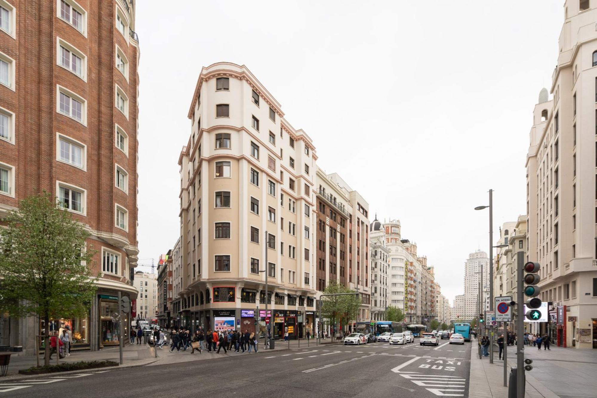 Apartamento Reformado De Lujo En Gran Via Apartment Madrid Bagian luar foto